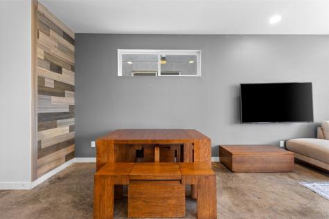 1011 Gallivant Lane Dallas TX 75218