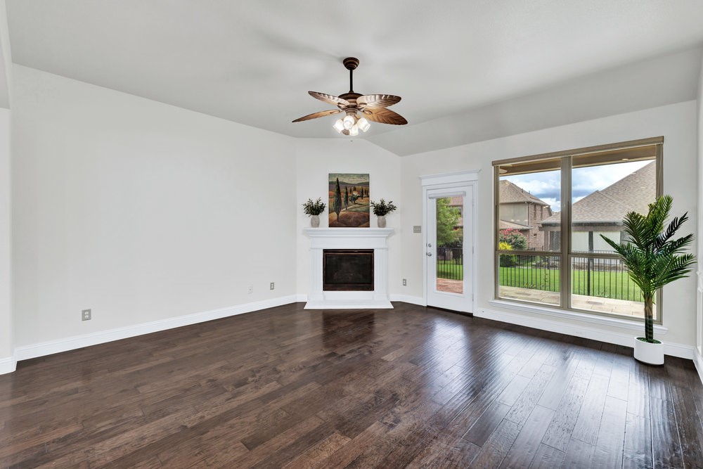 3000 Bella Lago Drive Denton TX 76210