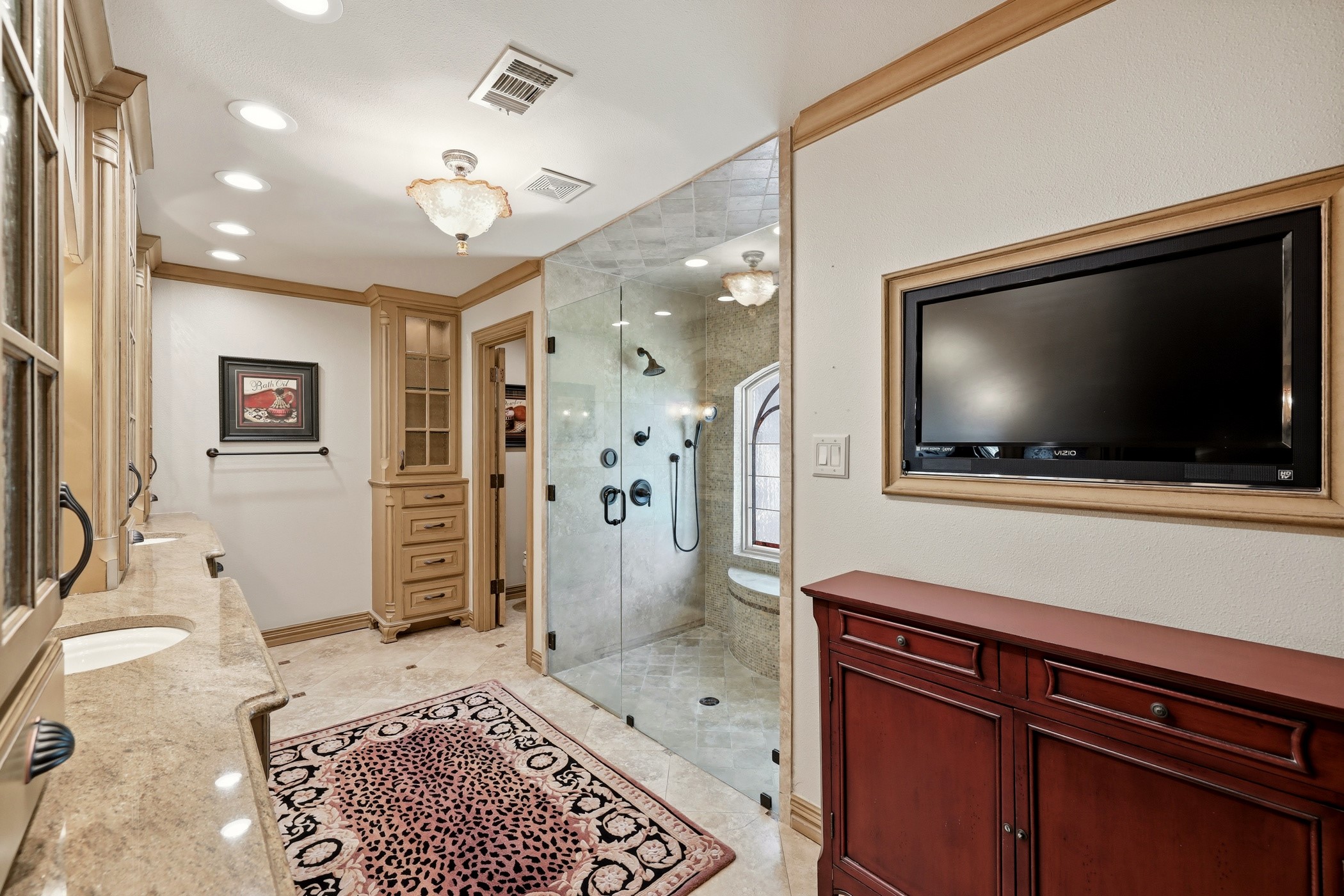1809 Southpark Drive Arlington TX 76013