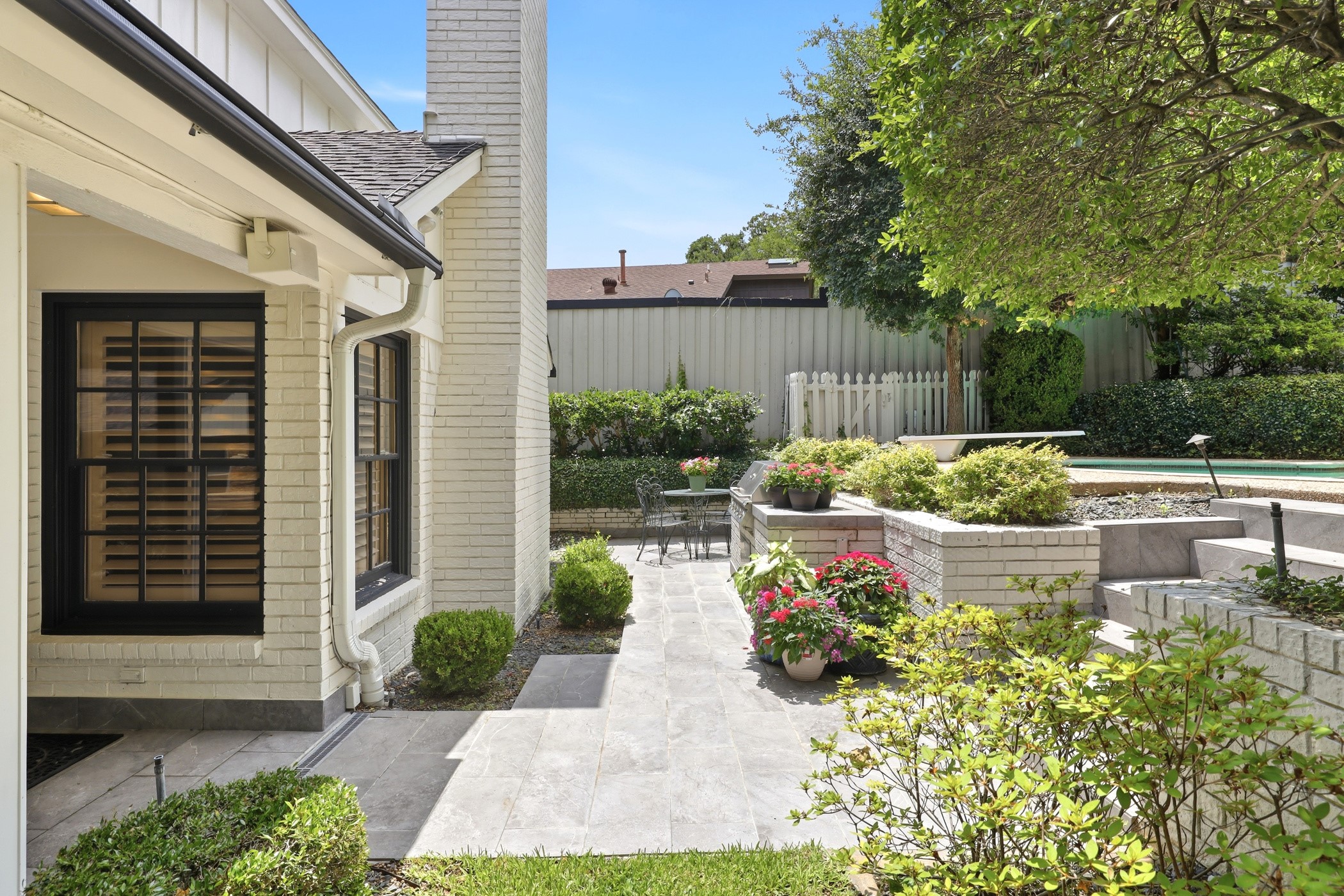 1809 Southpark Drive Arlington TX 76013