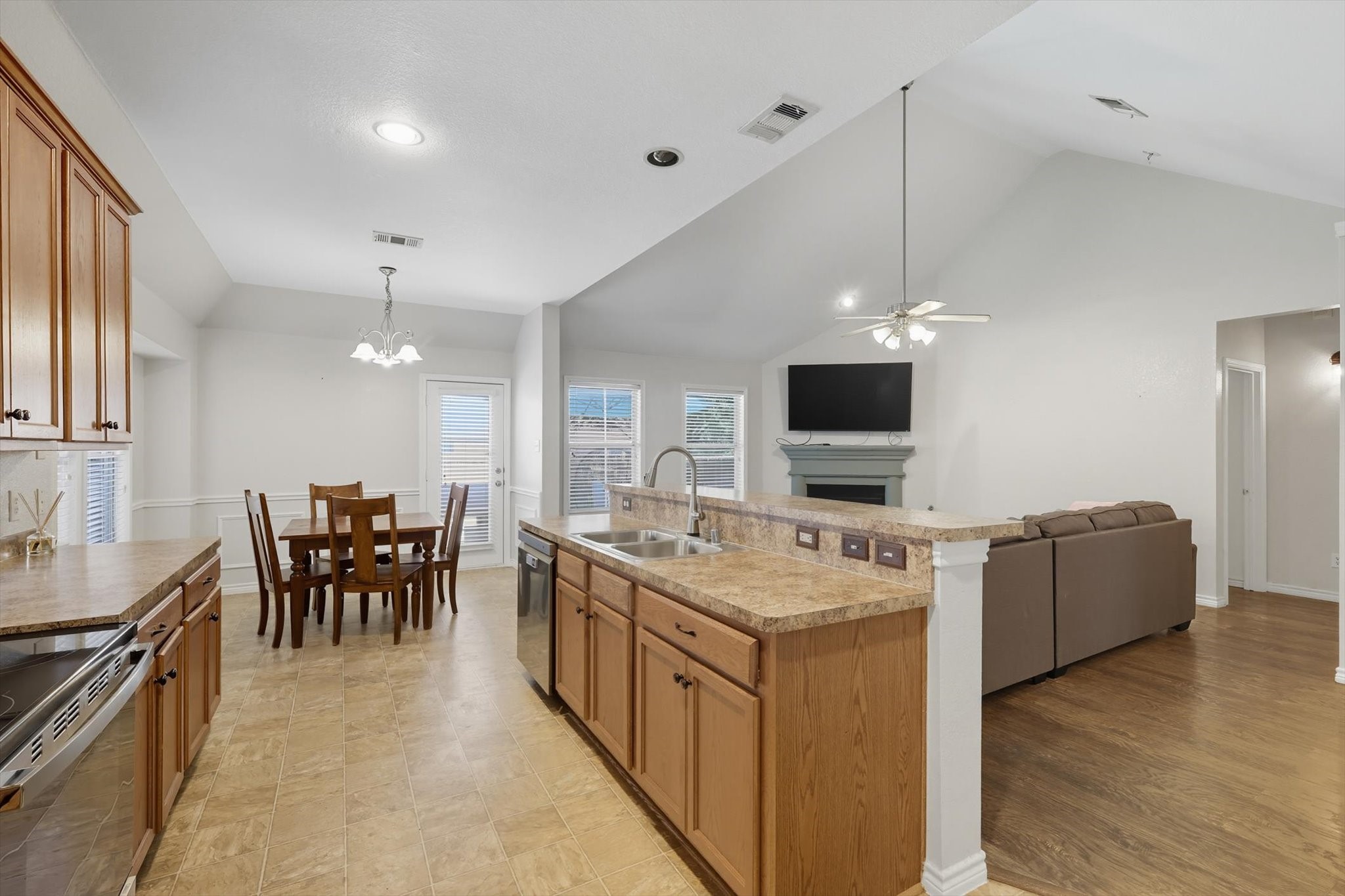 5920 Greenmeadow Drive Denton TX 76226
