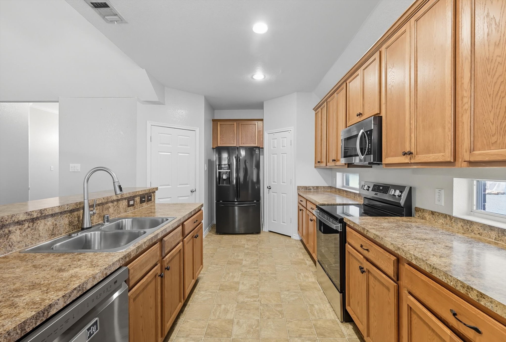 5920 Greenmeadow Drive Denton TX 76226
