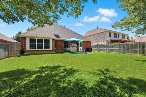 5920 Greenmeadow Drive Denton TX 76226