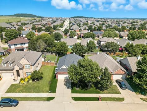 5920 Greenmeadow Drive Denton TX 76226