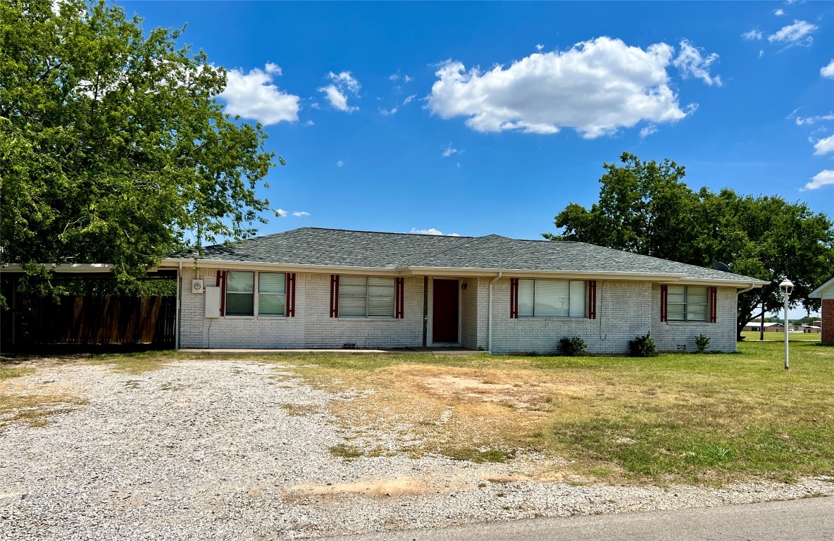 321 School House Road Paradise TX 76073