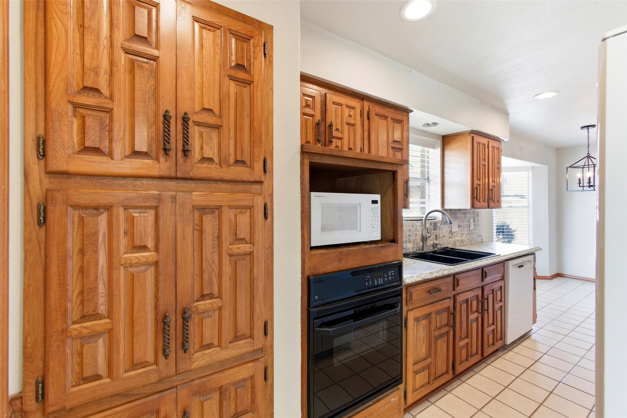 2401 E Windsor Drive Denton TX 76209