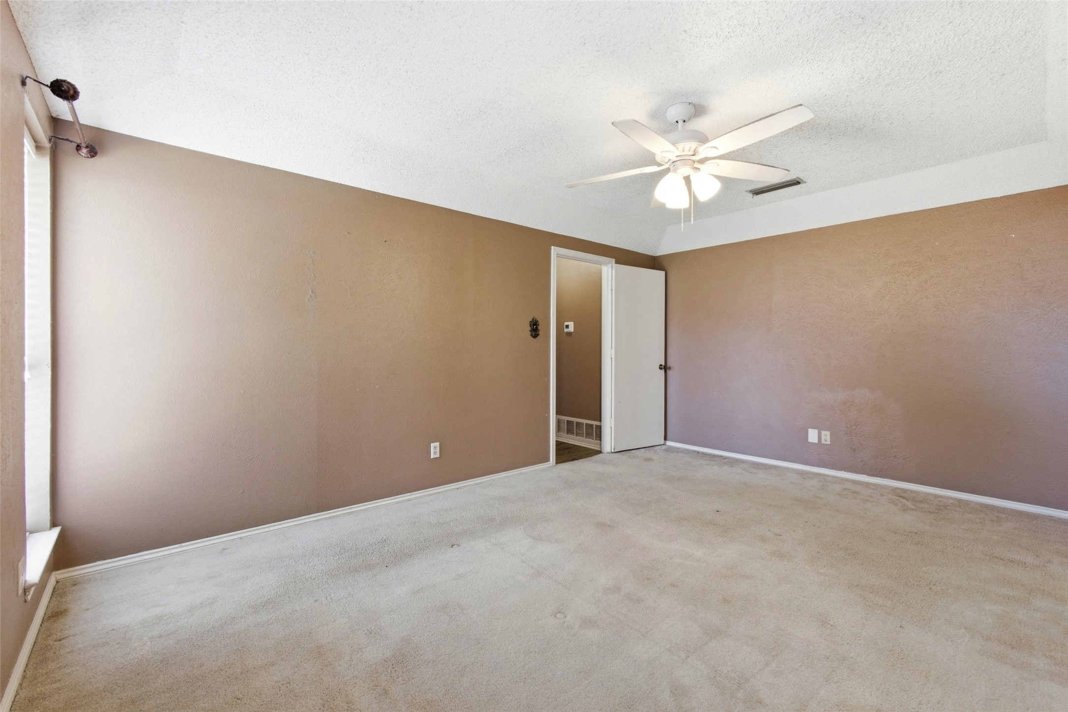 2401 E Windsor Drive Denton TX 76209