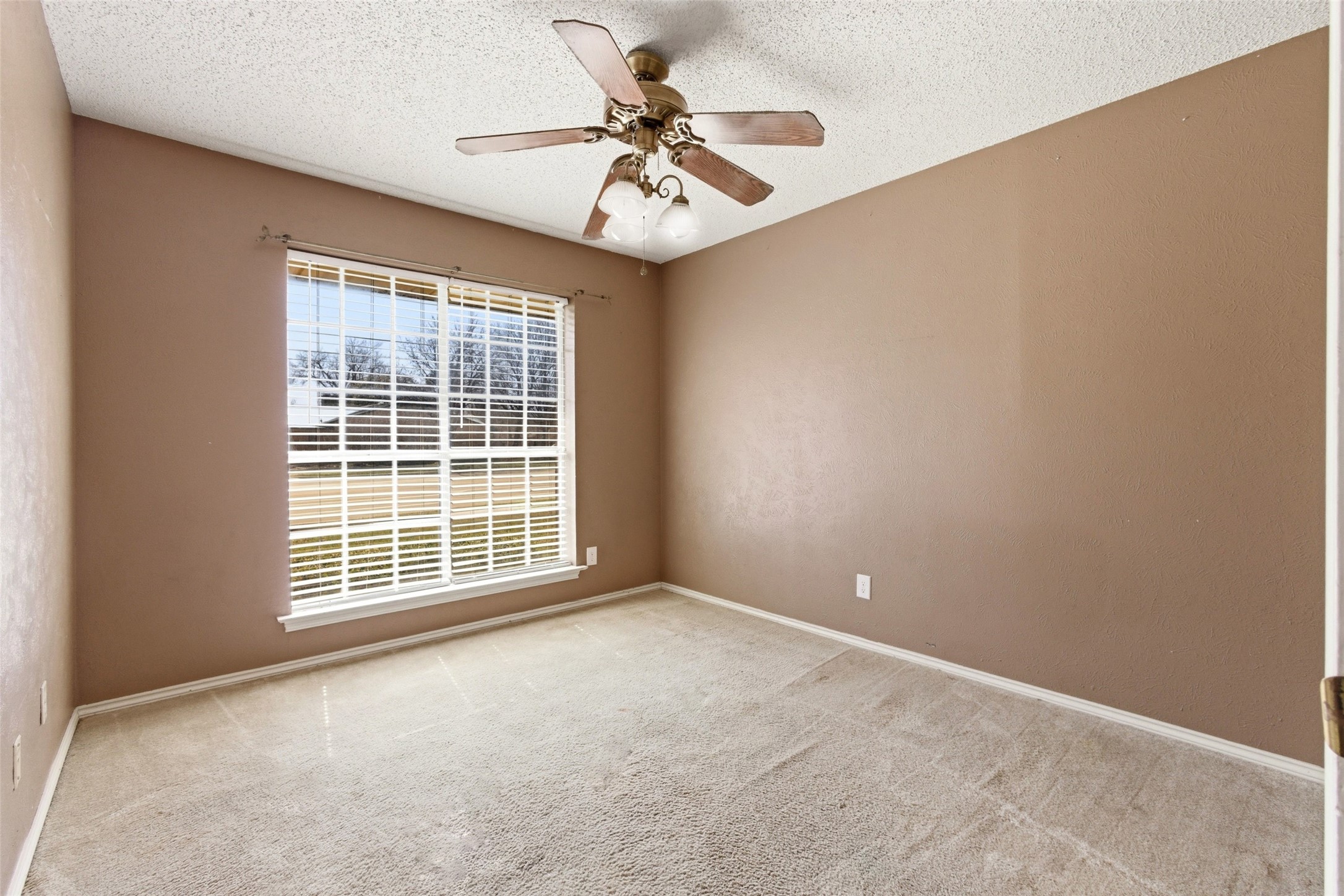 2401 E Windsor Drive Denton TX 76209