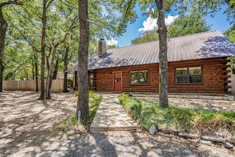 5104 Thunderbird Trail Granbury TX 76049