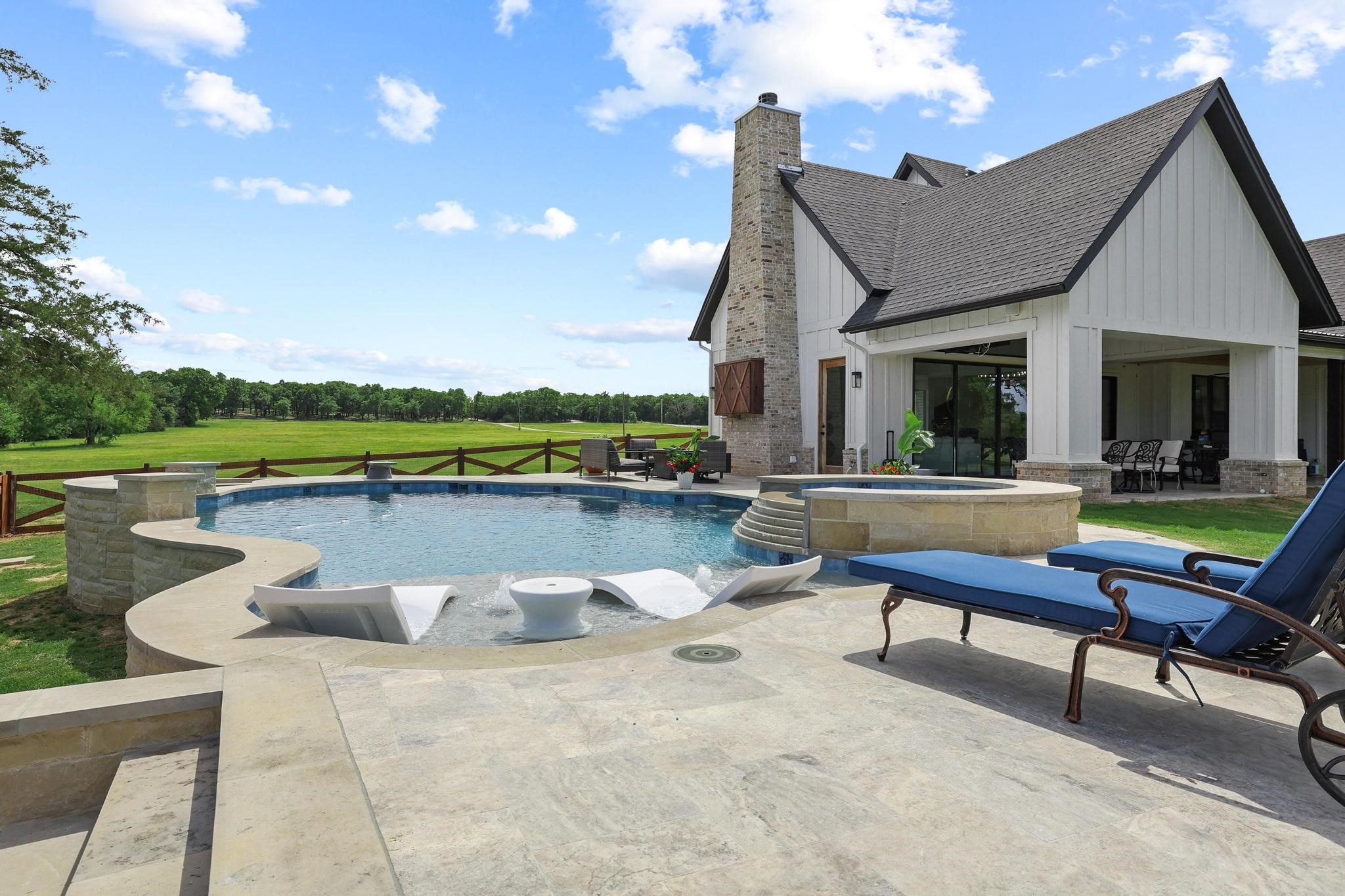 2889 County Road 114 Whitesboro TX 76273