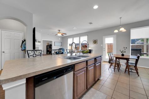 136 Old Spanish Trail Waxahachie TX 75167