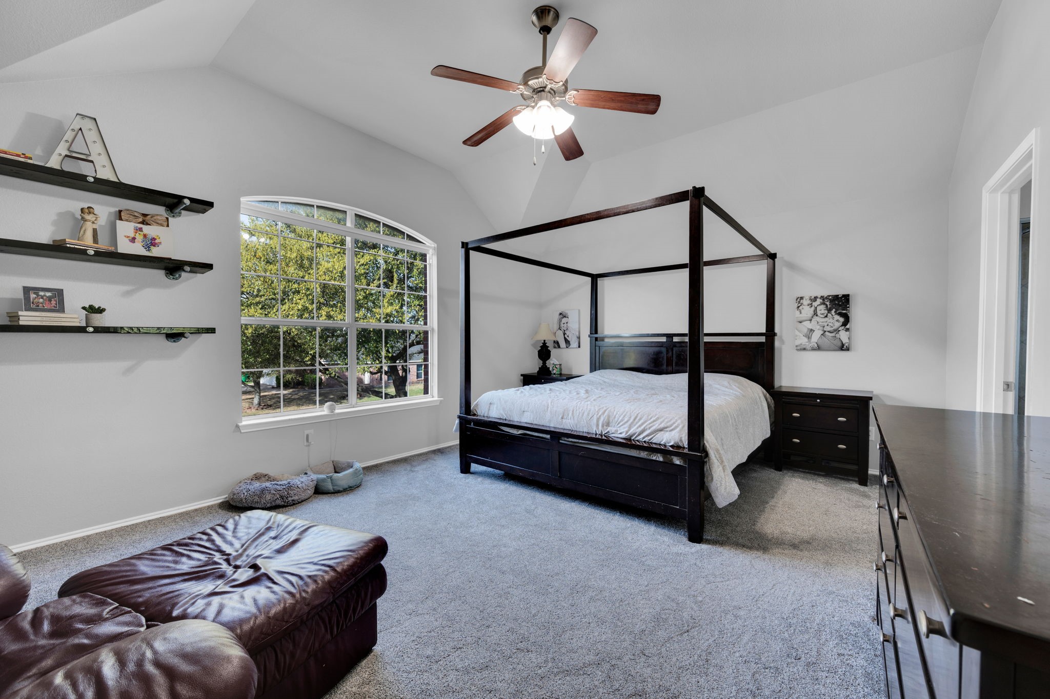 136 Old Spanish Trail Waxahachie TX 75167