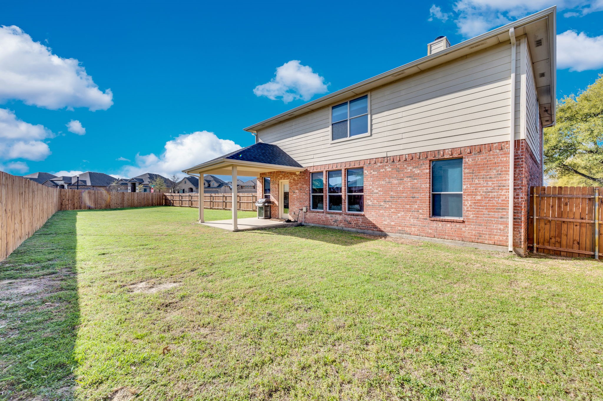 136 Old Spanish Trail Waxahachie TX 75167