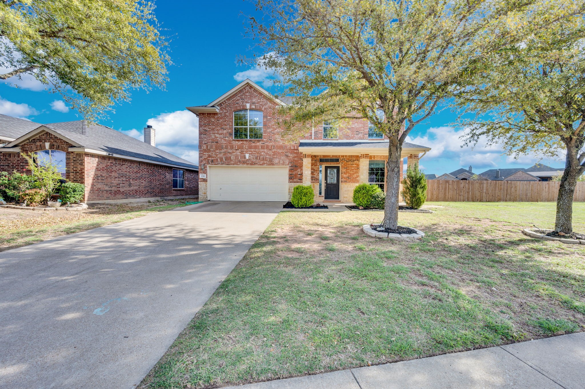 136 Old Spanish Trail Waxahachie TX 75167