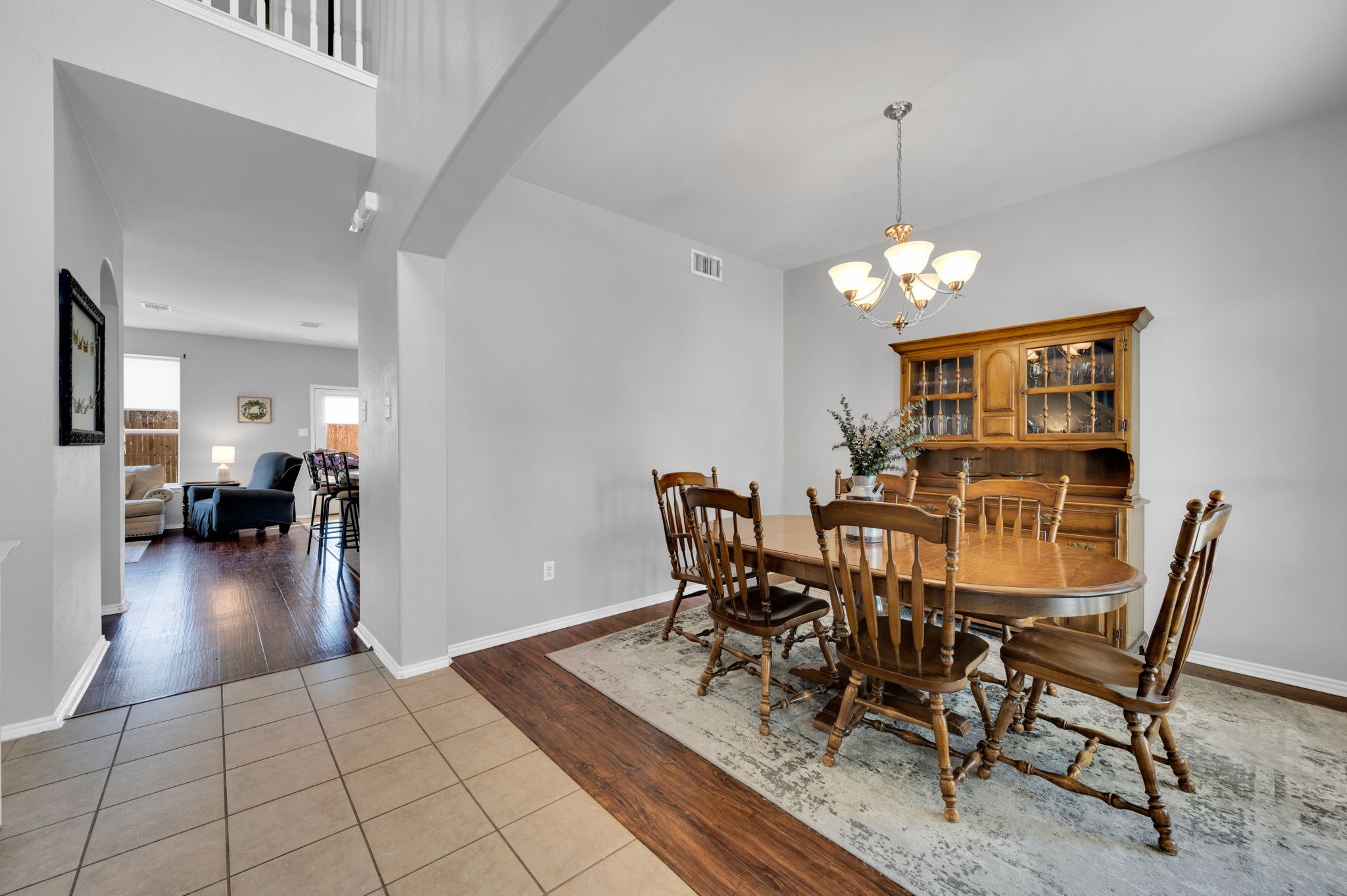 136 Old Spanish Trail Waxahachie TX 75167