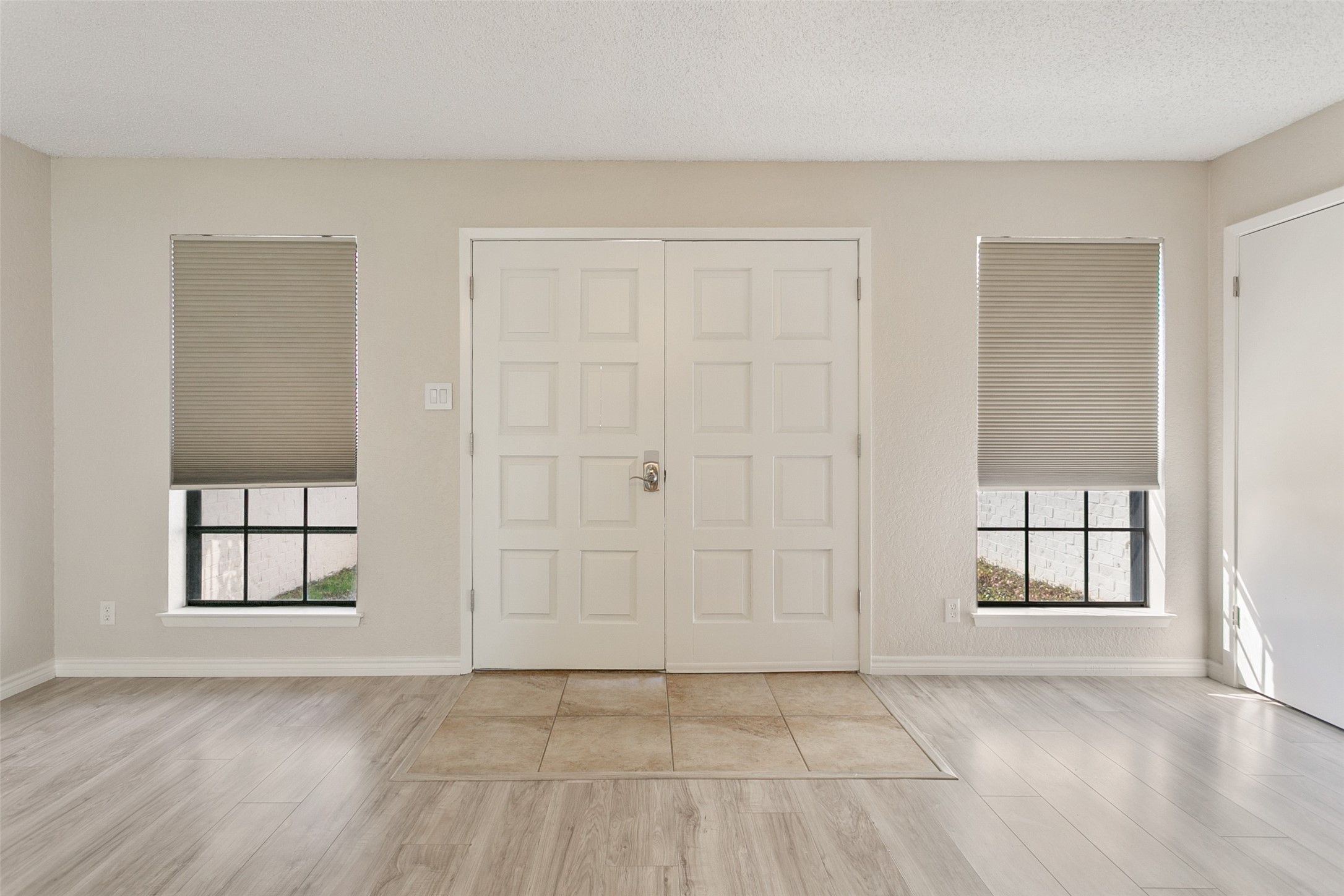 108 Haywood Drive Benbrook TX 76126
