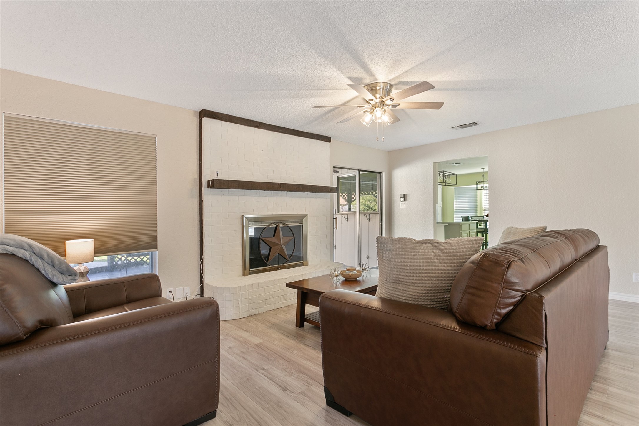 108 Haywood Drive Benbrook TX 76126