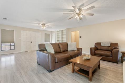 108 Haywood Drive Benbrook TX 76126