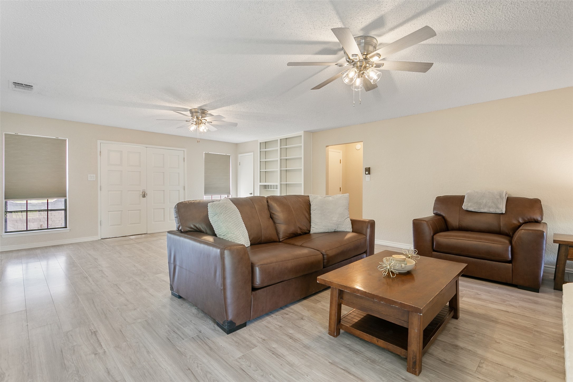 108 Haywood Drive Benbrook TX 76126