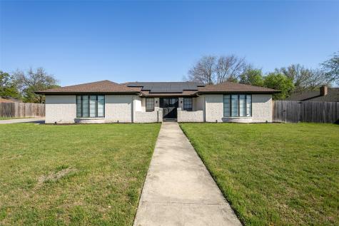 108 Haywood Drive Benbrook TX 76126