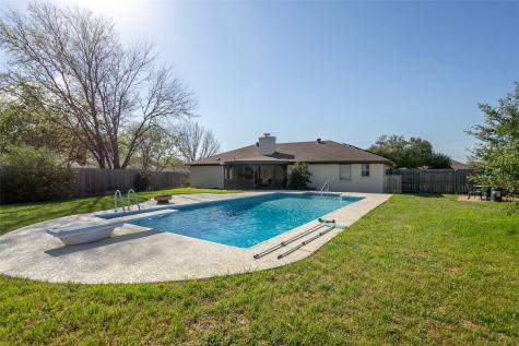 108 Haywood Drive Benbrook TX 76126