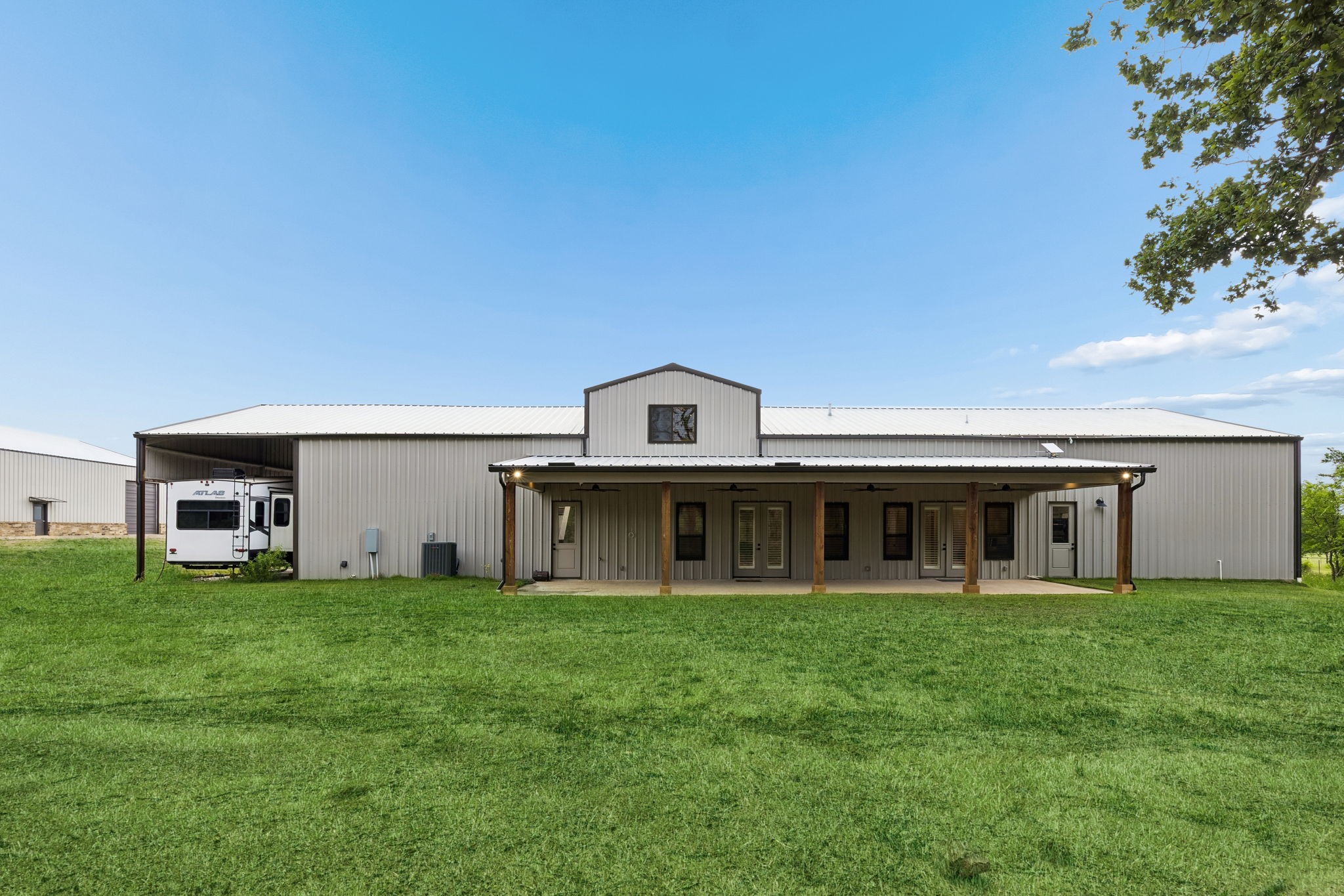 310 County Road 217 Collinsville TX 76233