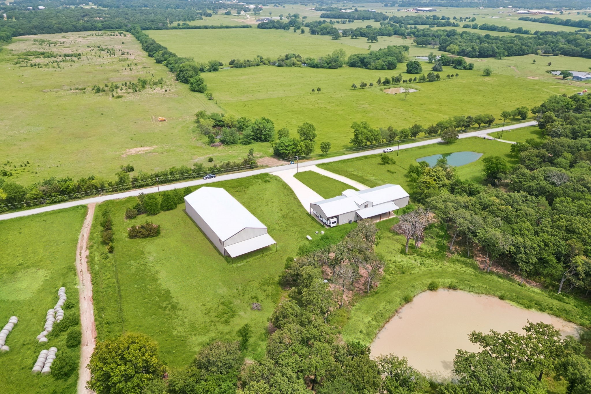 310 County Road 217 Collinsville TX 76233