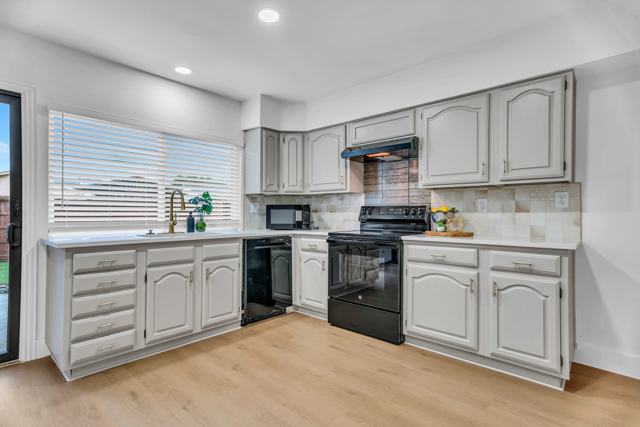 2211 Red Bluff Drive Carrollton TX 75007