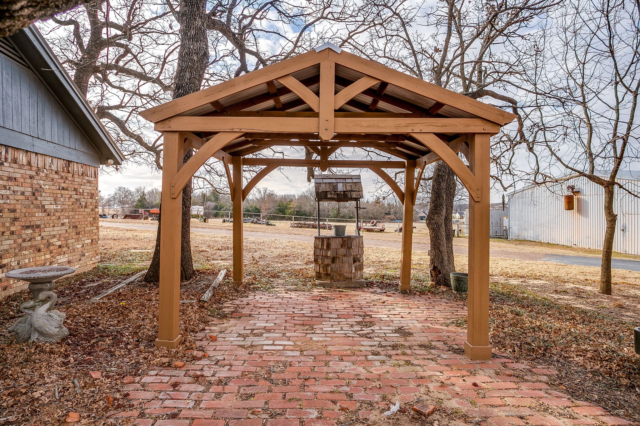 938 County Road 3341 Paradise TX 76073