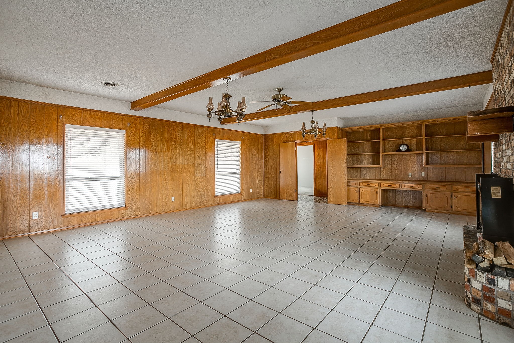 938 County Road 3341 Paradise TX 76073