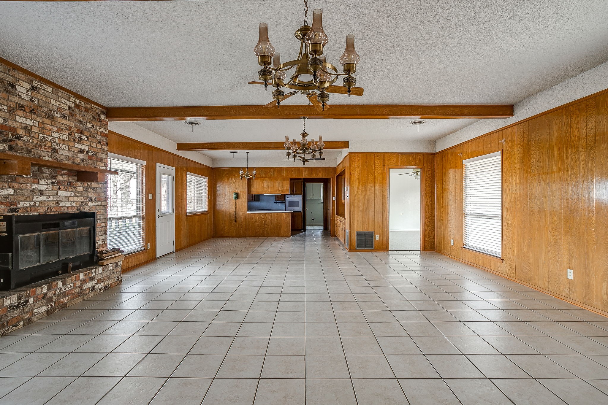 938 County Road 3341 Paradise TX 76073