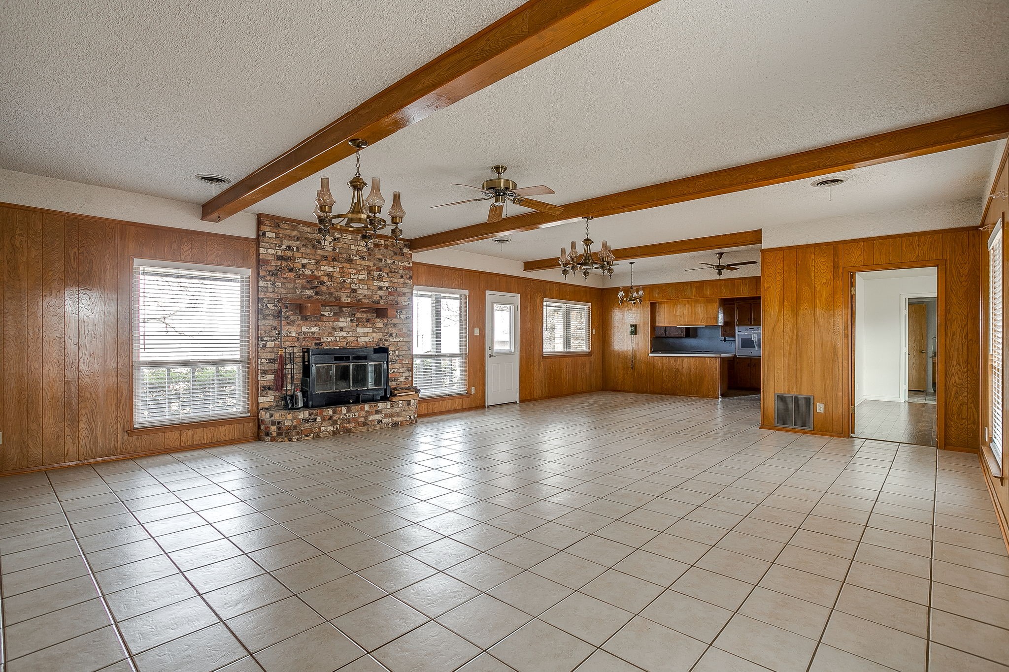 938 County Road 3341 Paradise TX 76073