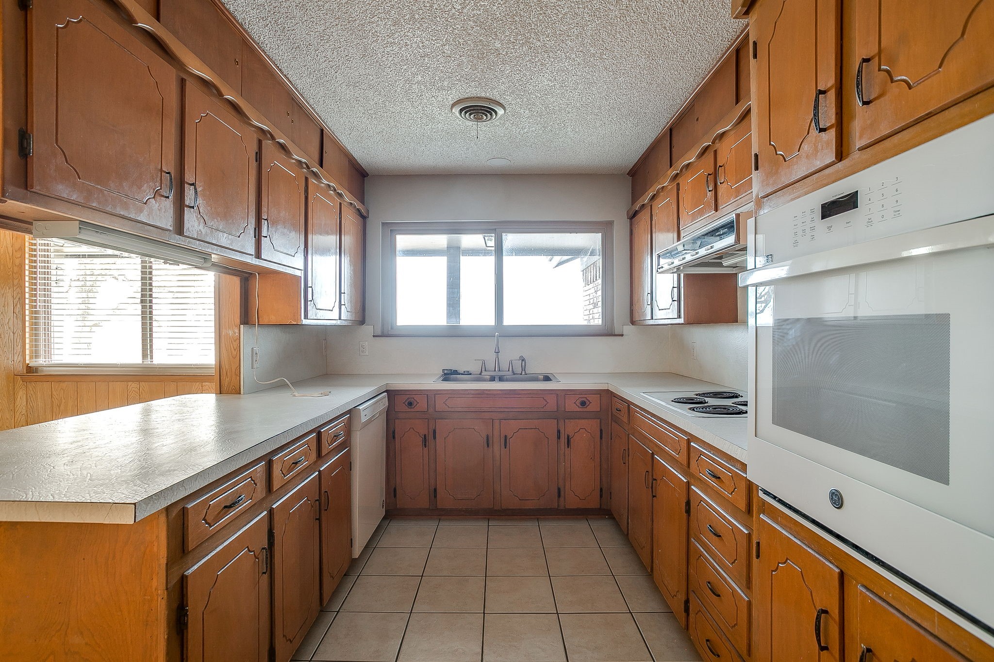 938 County Road 3341 Paradise TX 76073
