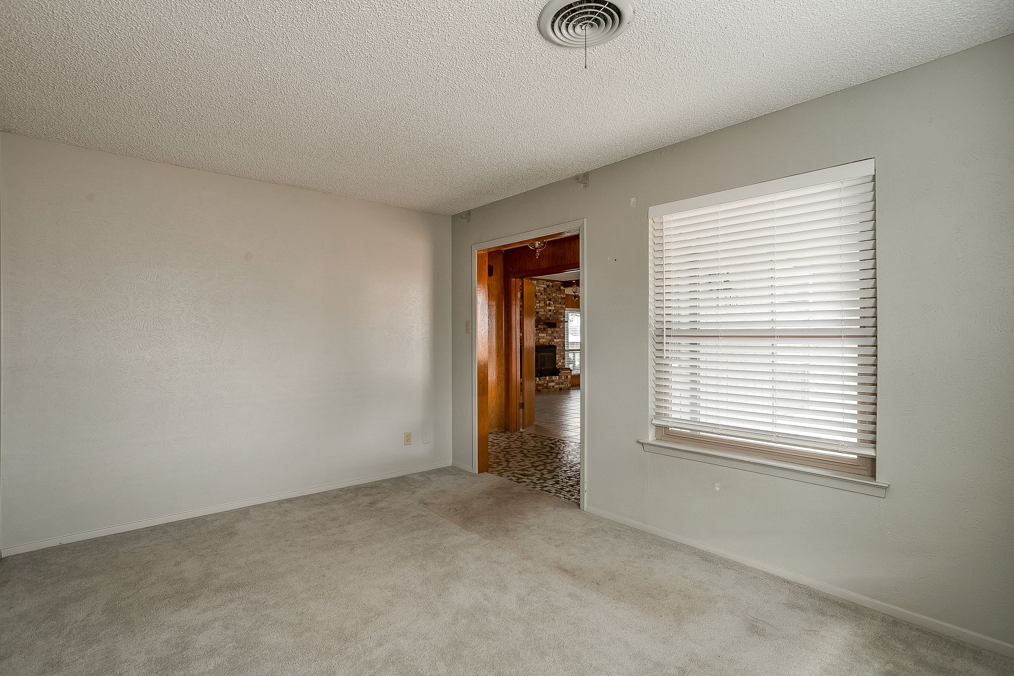 938 County Road 3341 Paradise TX 76073