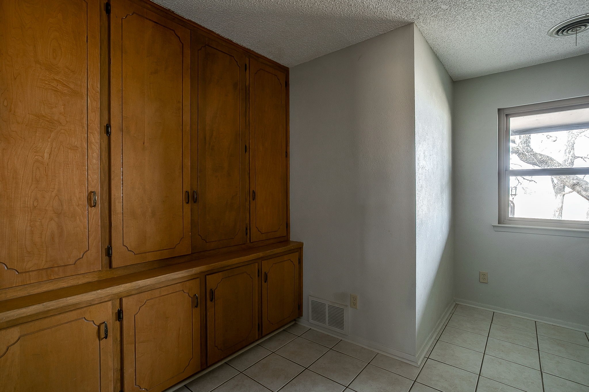938 County Road 3341 Paradise TX 76073