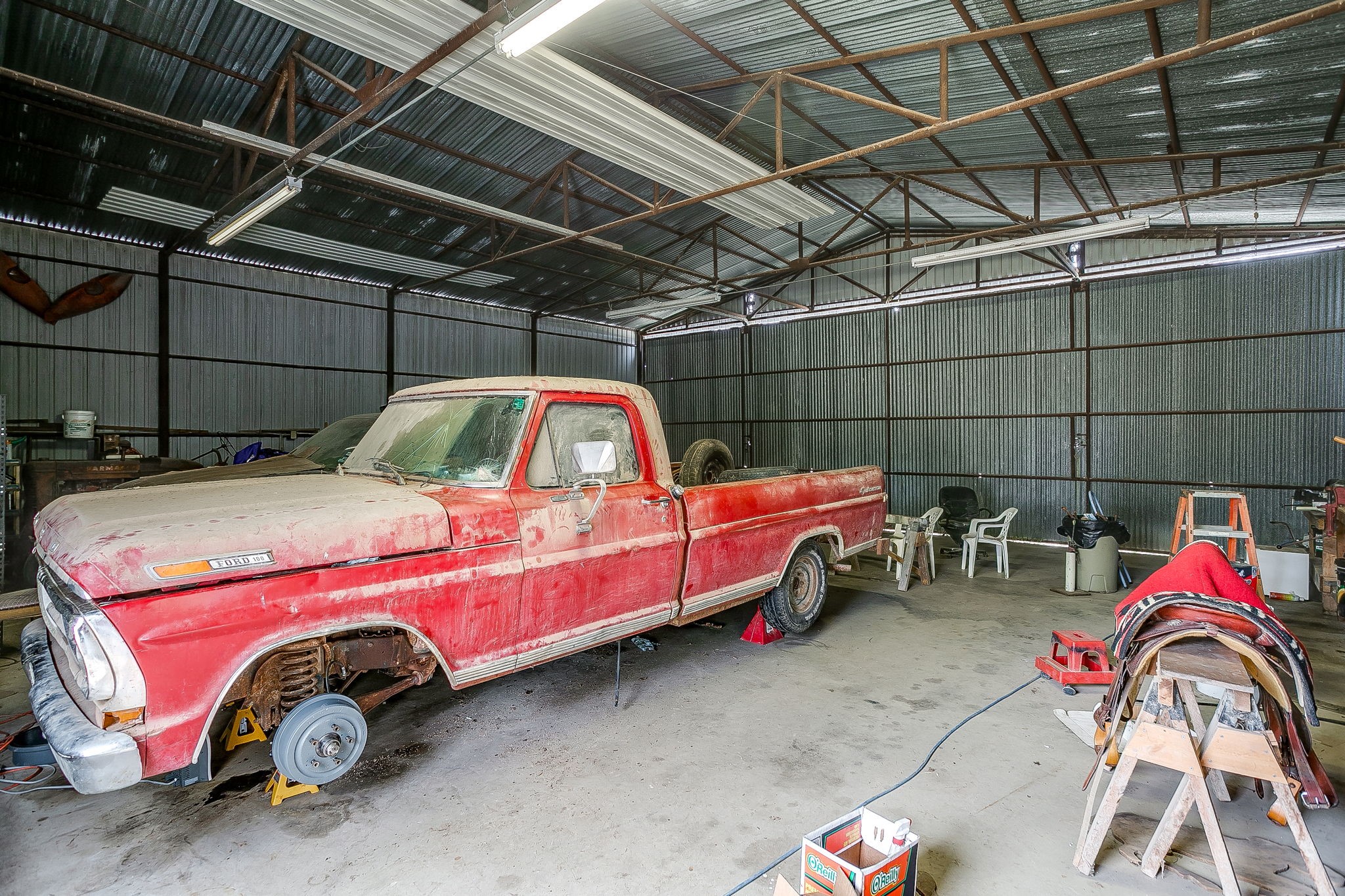 938 County Road 3341 Paradise TX 76073