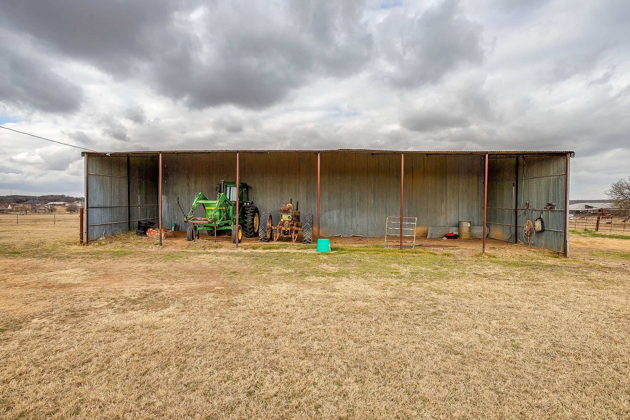 938 County Road 3341 Paradise TX 76073