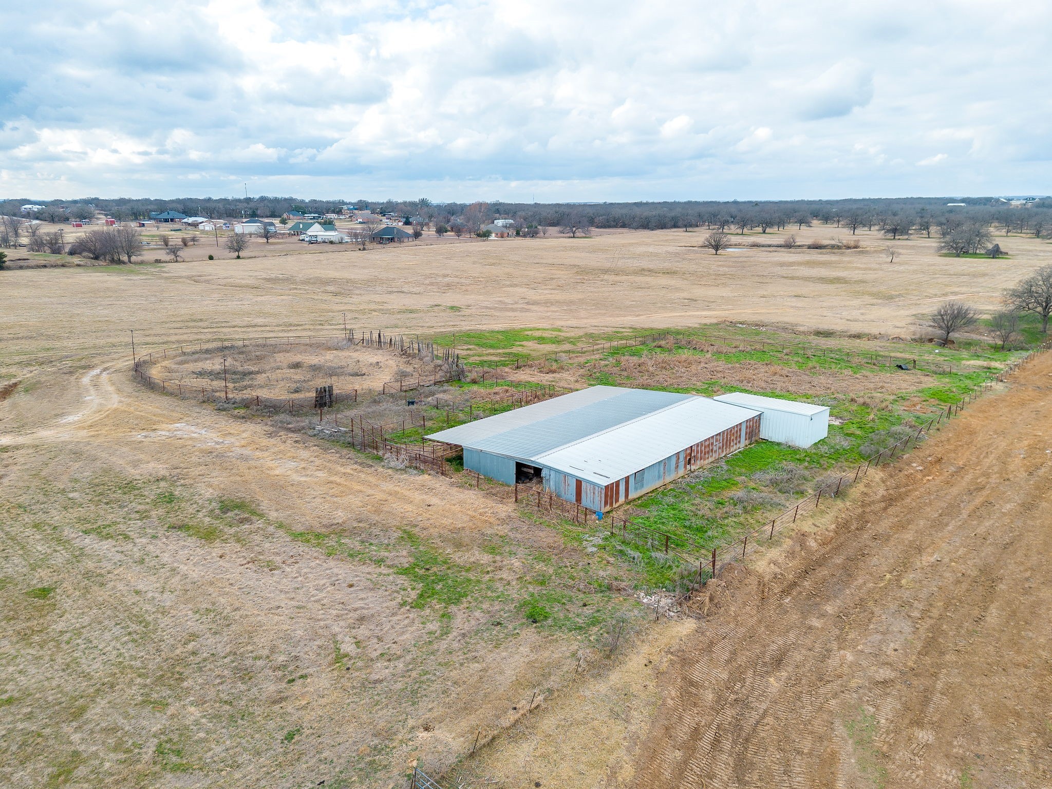 938 County Road 3341 Paradise TX 76073