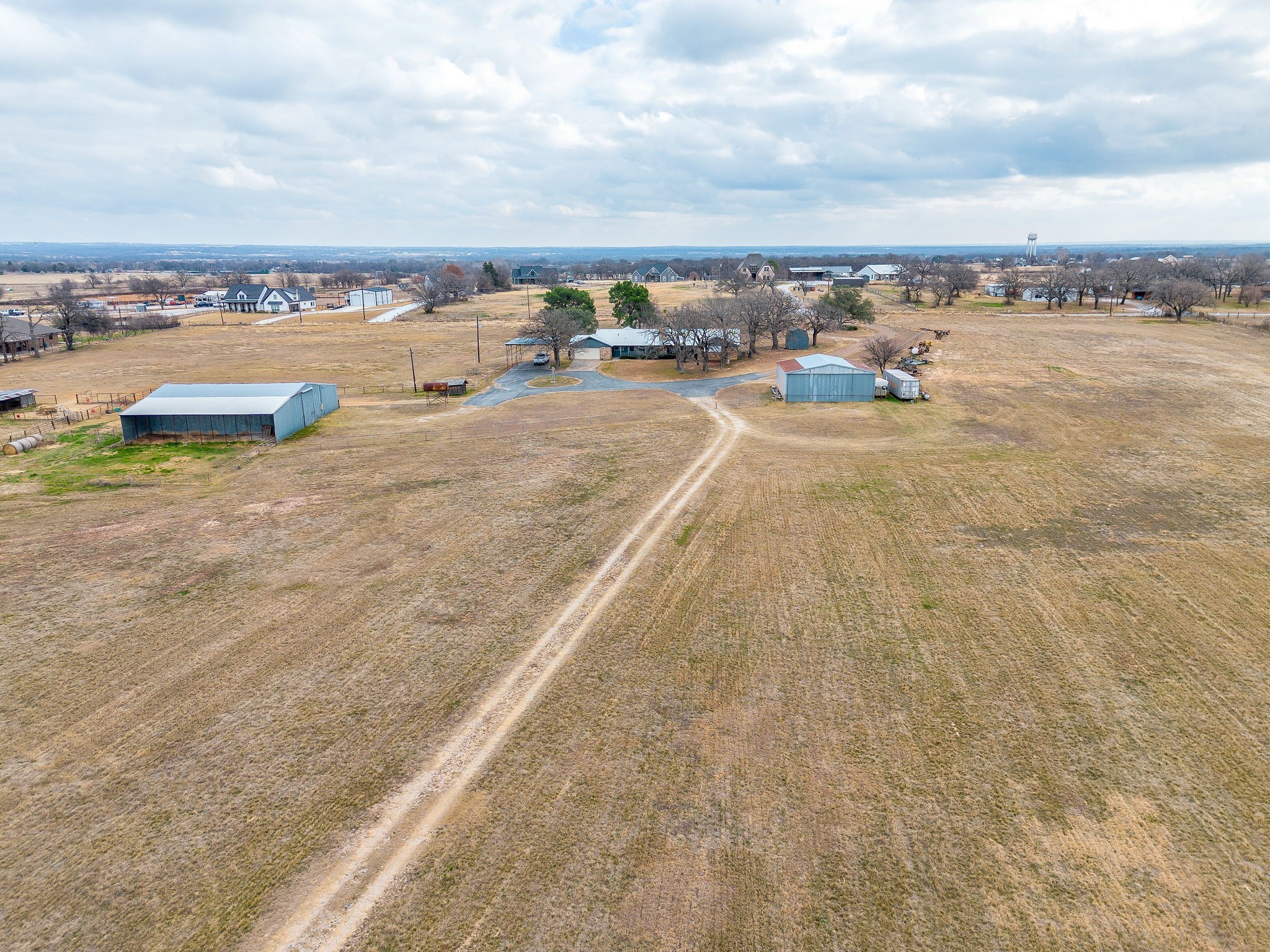 938 County Road 3341 Paradise TX 76073