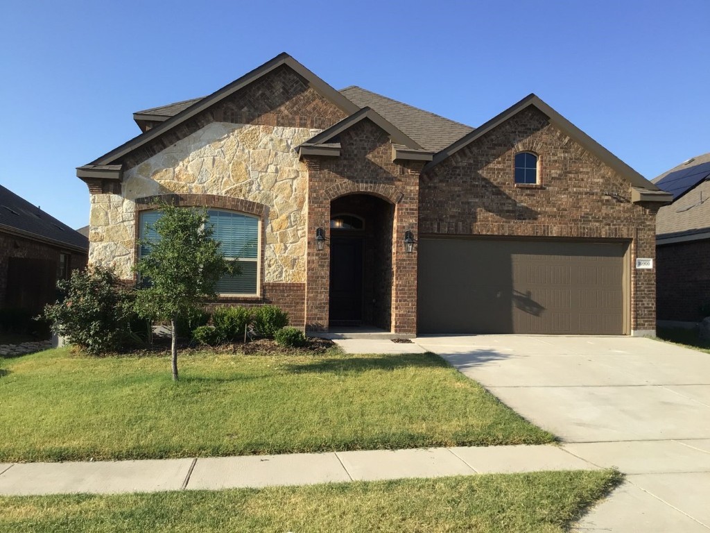 10900 Blaze Street Aubrey TX 76227