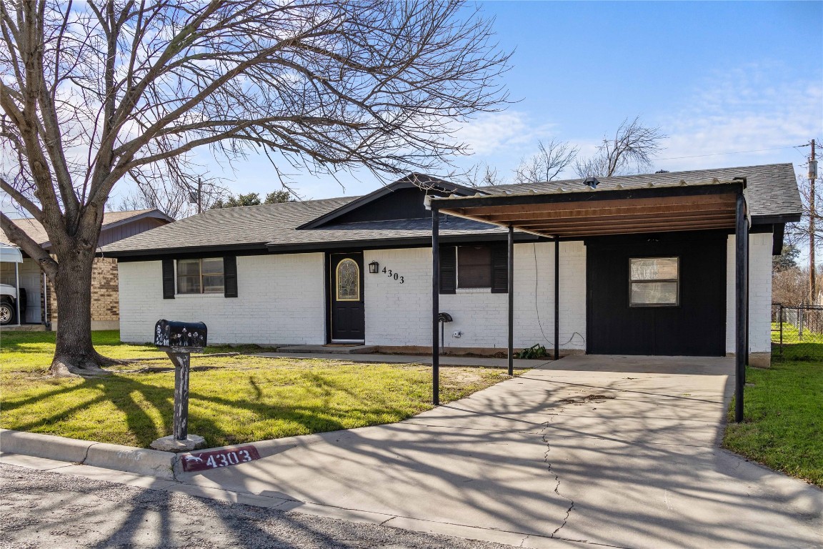 4303 Brookdale Drive Brownwood TX 76801
