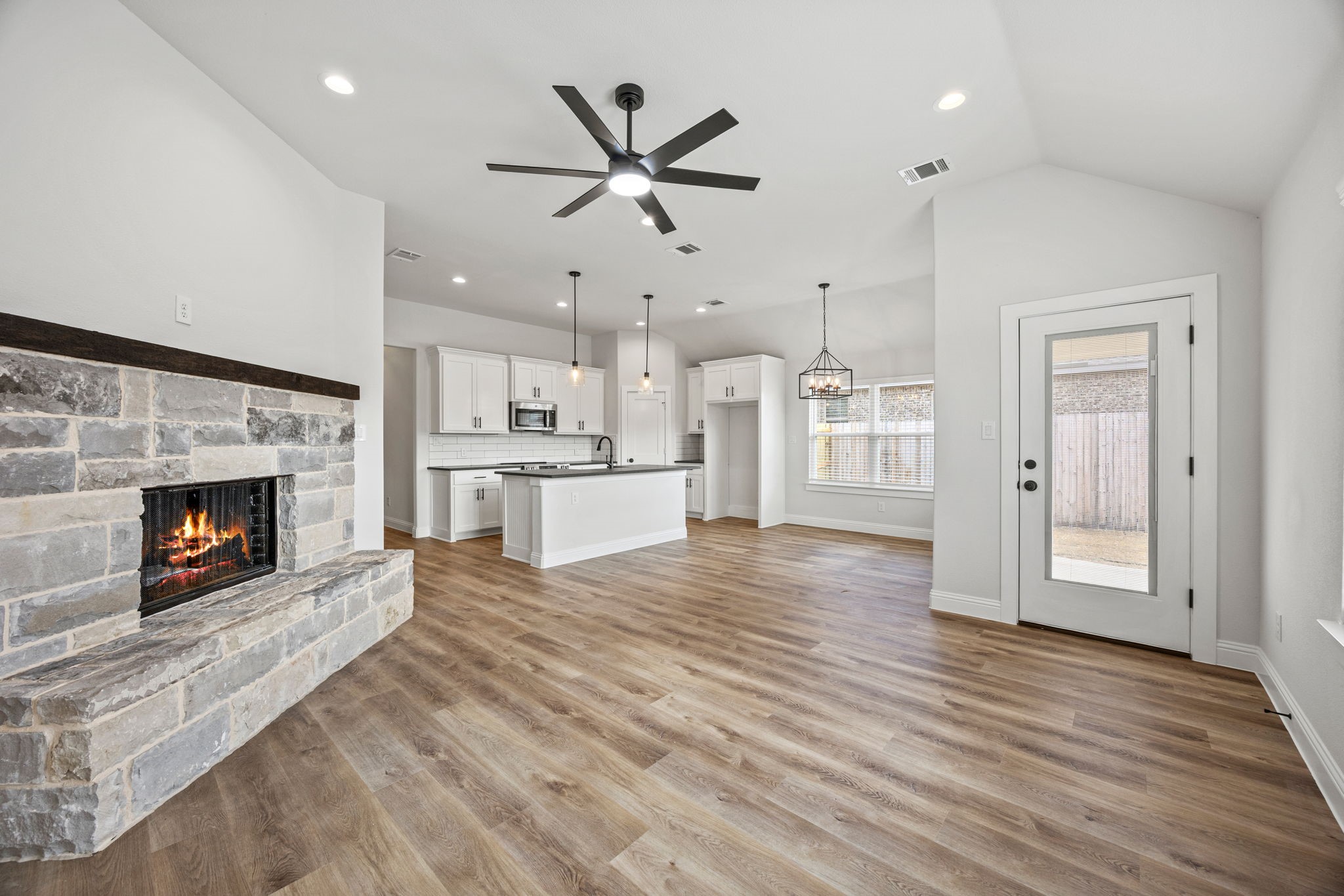 1400 Oak Valley Denton TX 76209