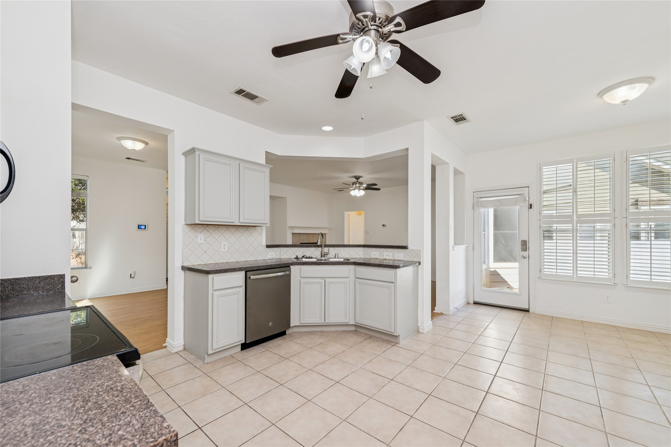 10110 Lakeview Drive Providence Village TX 76227