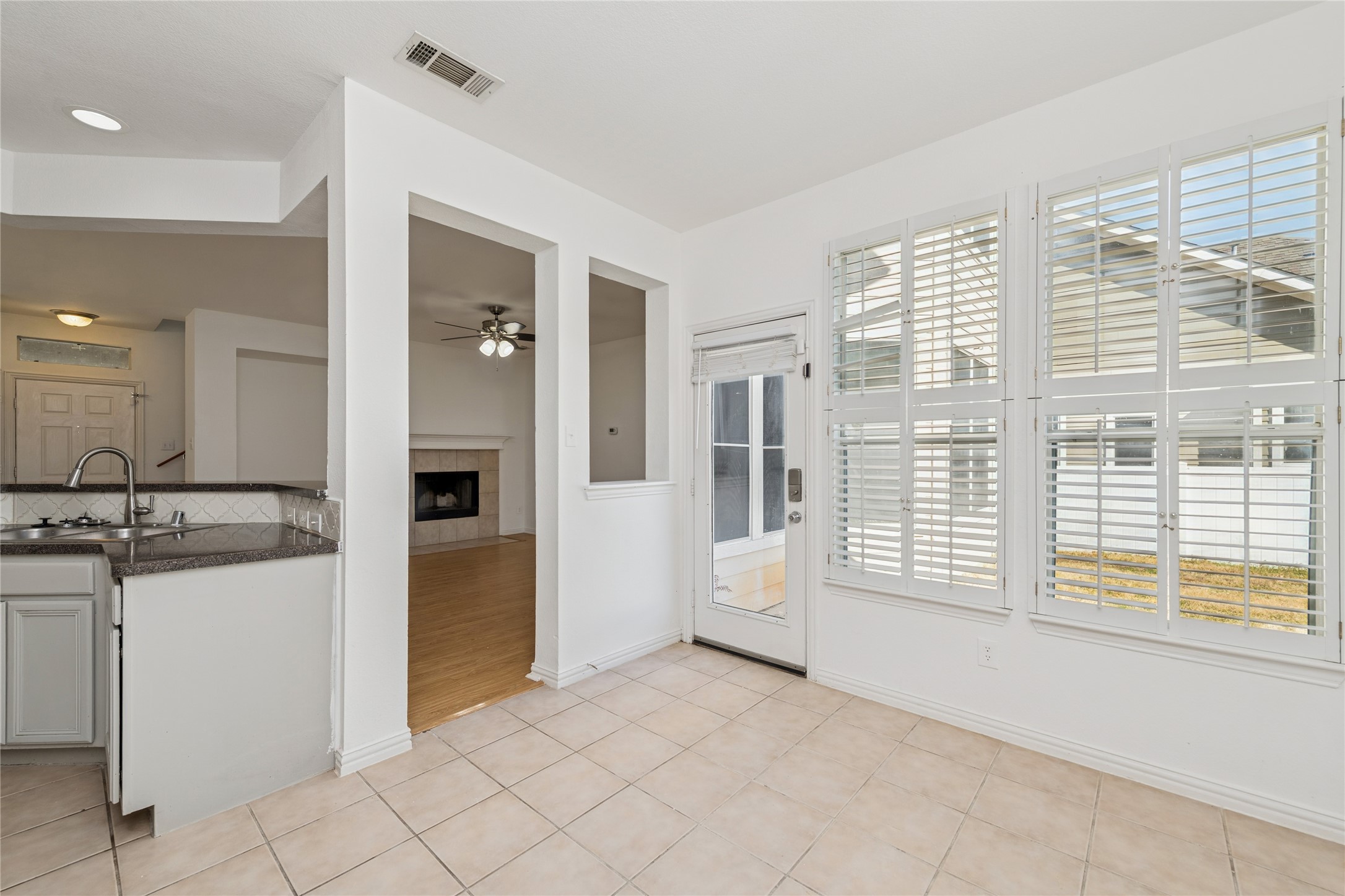 10110 Lakeview Drive Providence Village TX 76227