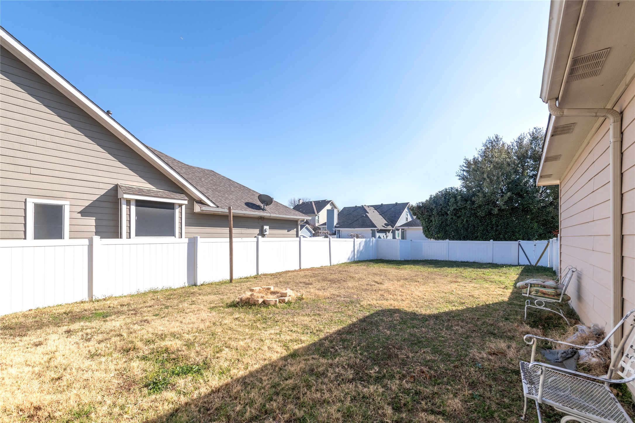 10110 Lakeview Drive Providence Village TX 76227