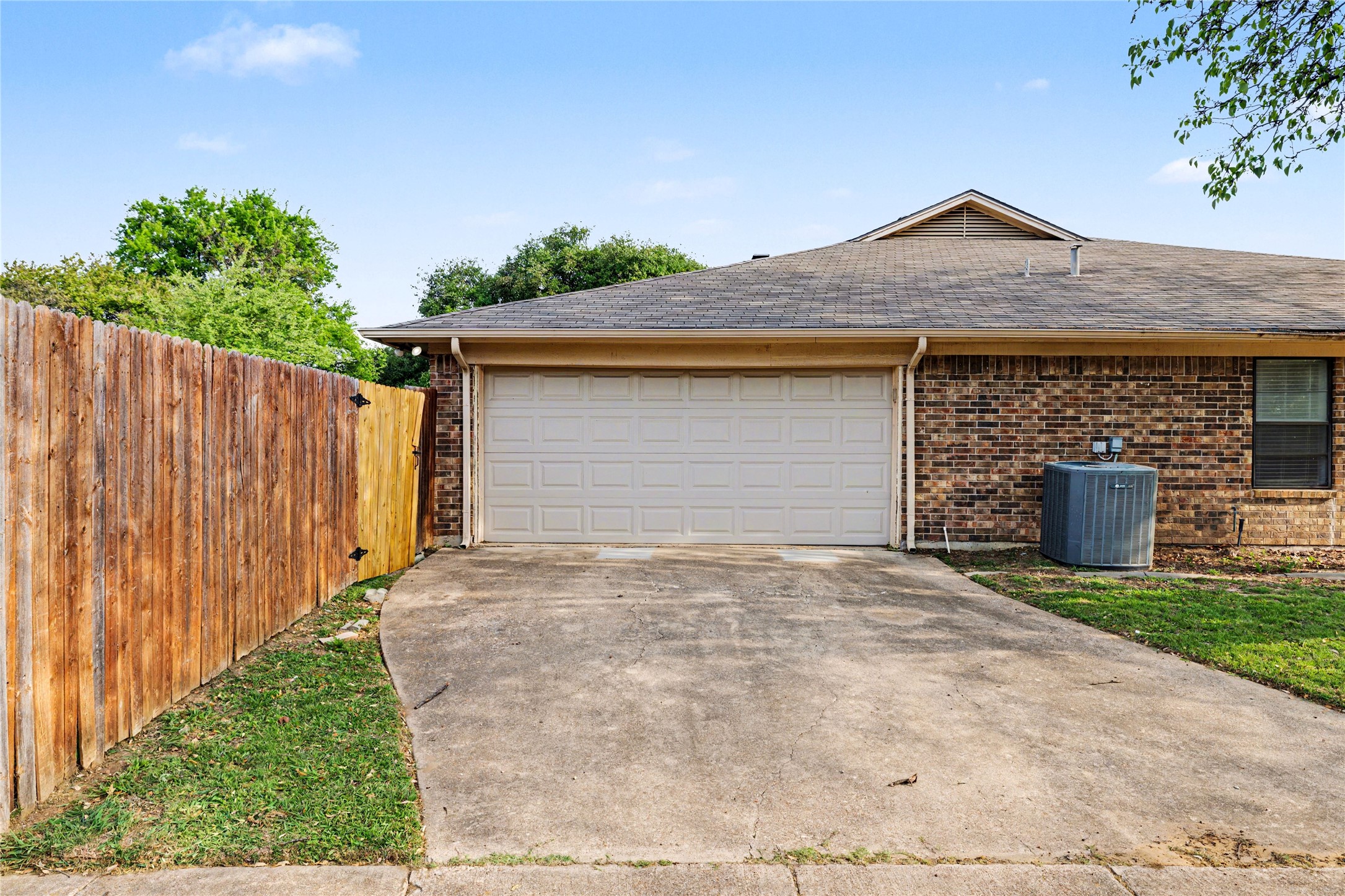 7401 Windcrest Court N North Richland Hills TX 76182