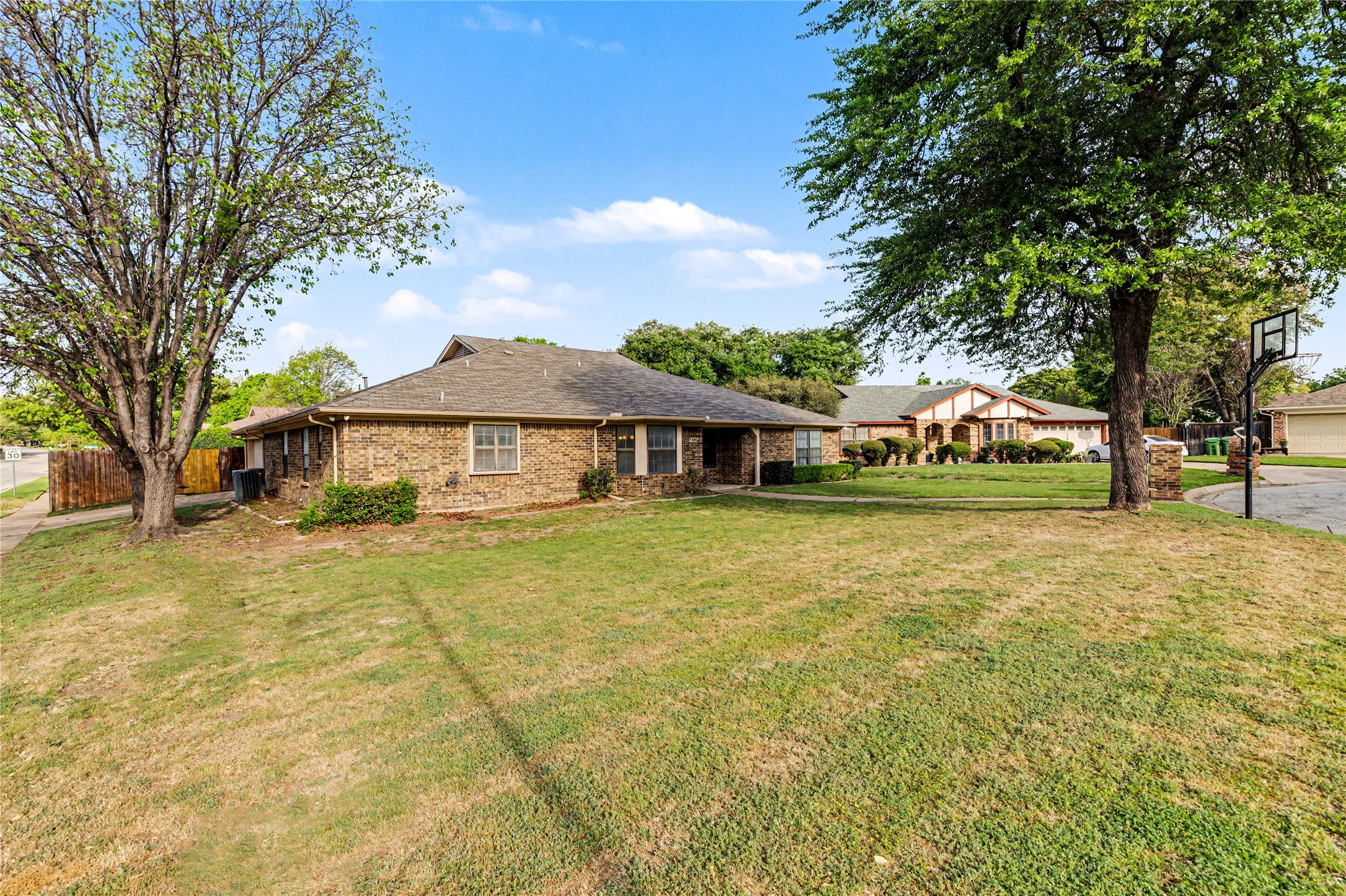 7401 Windcrest Court N North Richland Hills TX 76182