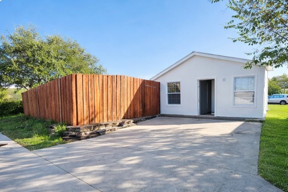 2111 Sheraton Drive Carrollton TX 75002