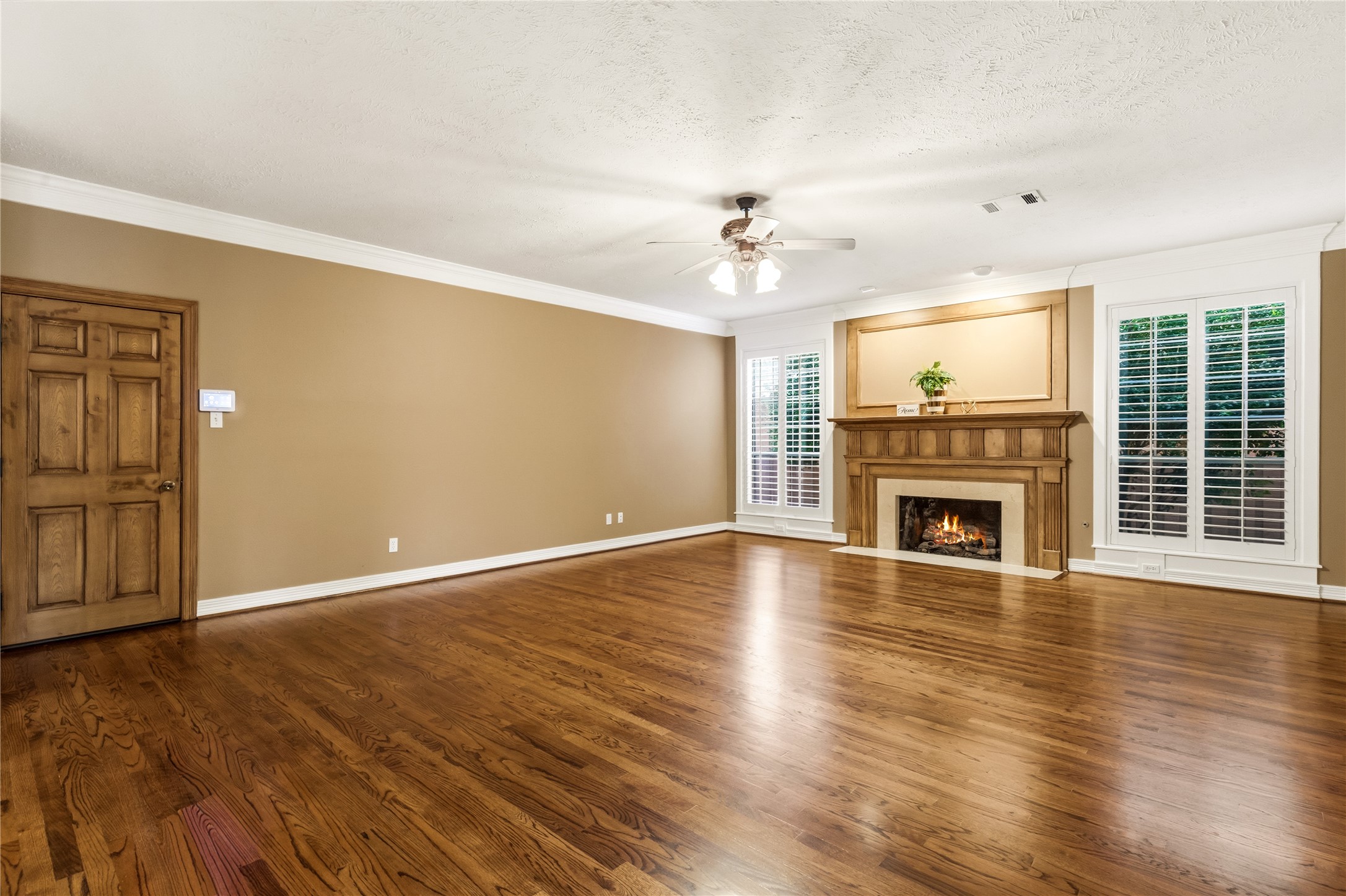 1112 Lakestream Drive Plano TX 75075