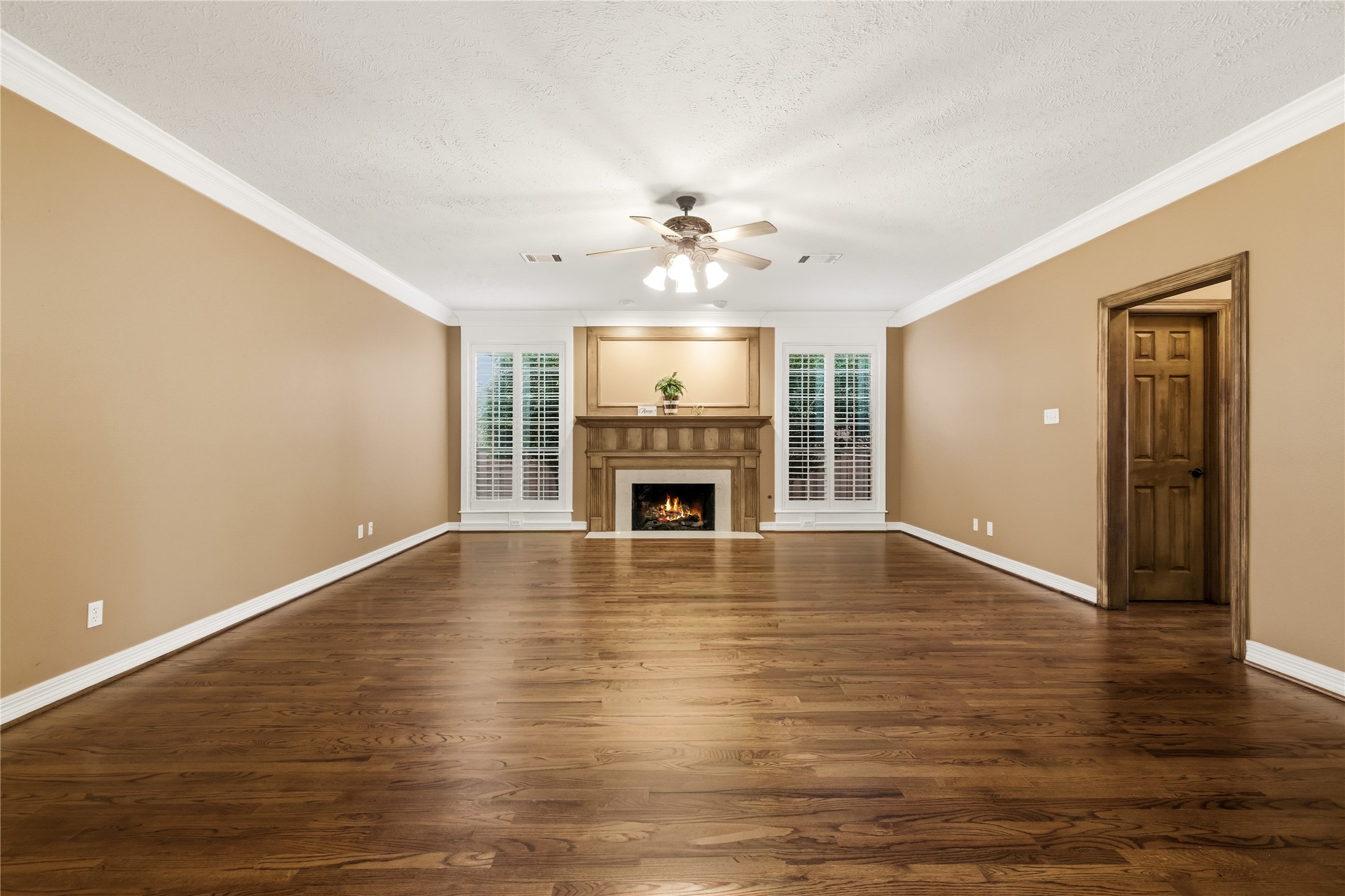 1112 Lakestream Drive Plano TX 75075